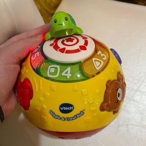Vtech Wiggle & Crawl Ball